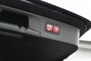 Mercedes-Benz GLC 300e 4MATIC AMG PANORAMADAK TREKHAAK BTW