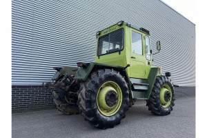 Mercedes-Benz MB-Trac 800 
