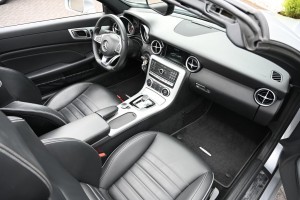 Mercedes-Benz SLC 180 Automaat Airscarf Distronic Panoramadak