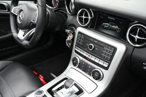 Mercedes-Benz SLC 180 Automaat Airscarf Distronic Panoramadak