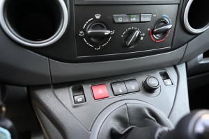 Peugeot Partner 120 1.6 BlueHDi 3-persoons Carplay Marge