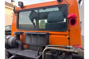 Unimog UX 100 Hydro staat ,Kipper