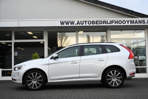 Volvo XC60 2.0 D3 Momentum Xenon Trekhaak 20
