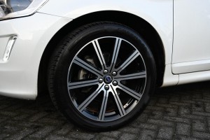 Volvo XC60 2.0 D3 Momentum Xenon Trekhaak 20