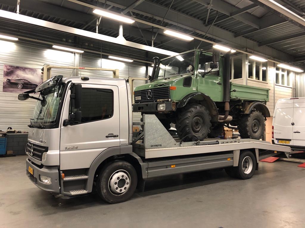 Unimog transport